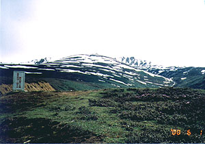4300m̓